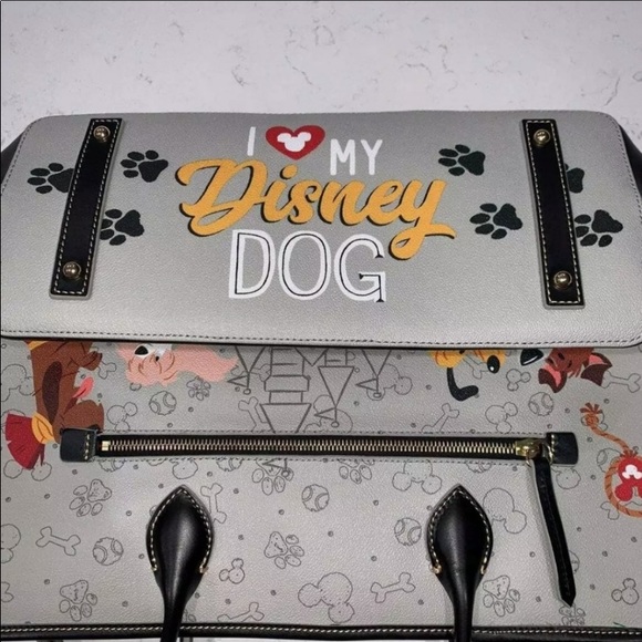 NWT Disney dooney and bourke reigning dogs 🐶 - Picture 3 of 3